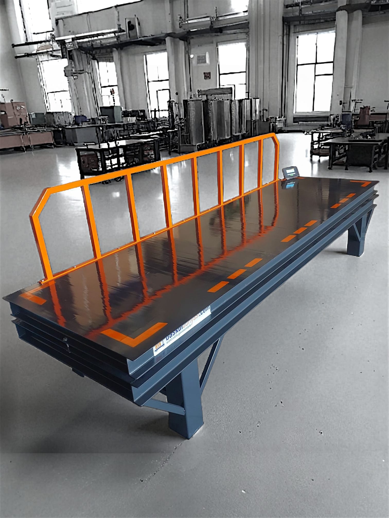 120x400%20cm%205%20Tonluk%20Ağır%20Hizmet%20ve%20Demirci%20Baskülü