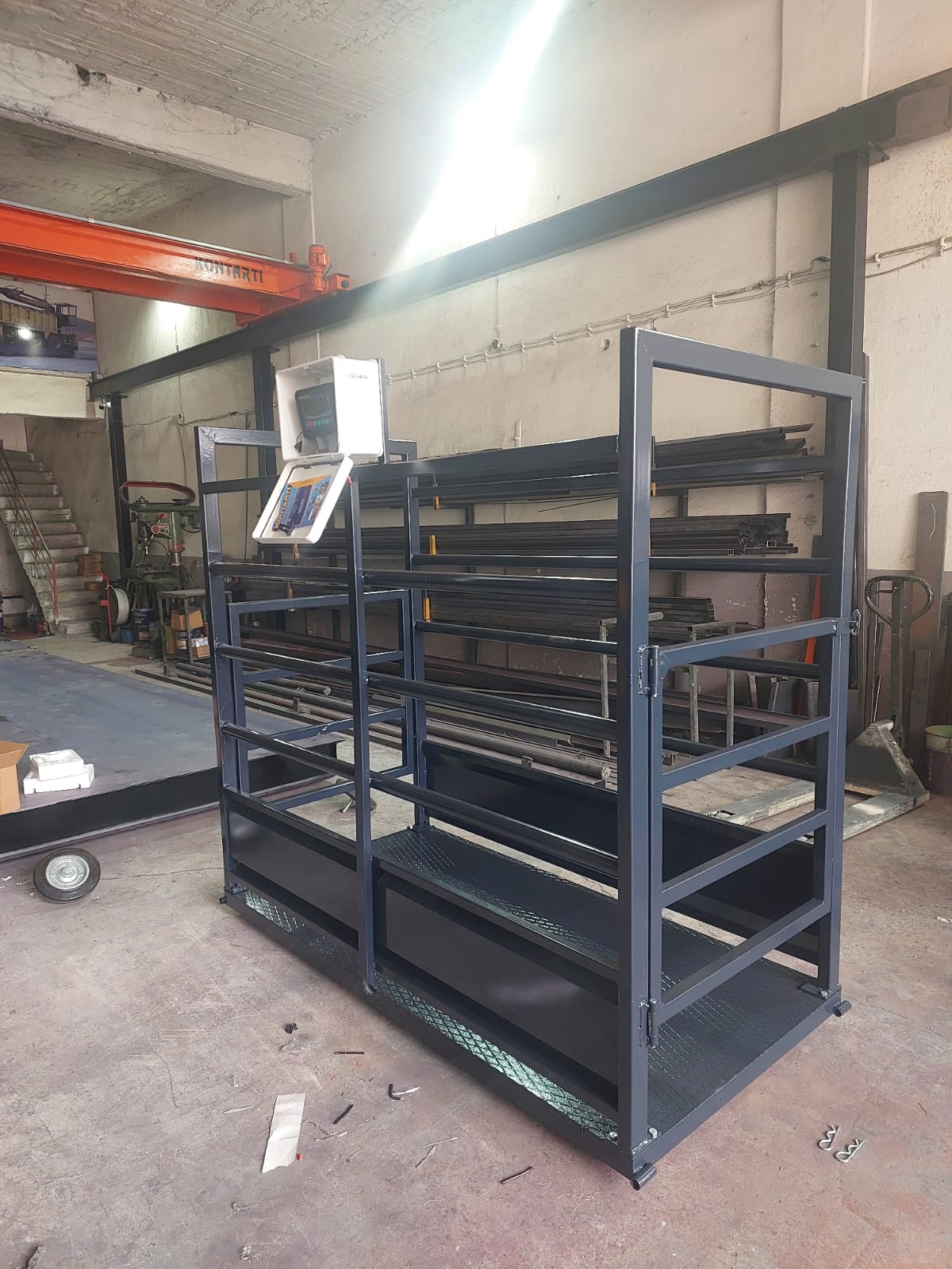 %202%20Tonluk%20Canlı%20Hayvan%20Kantarı