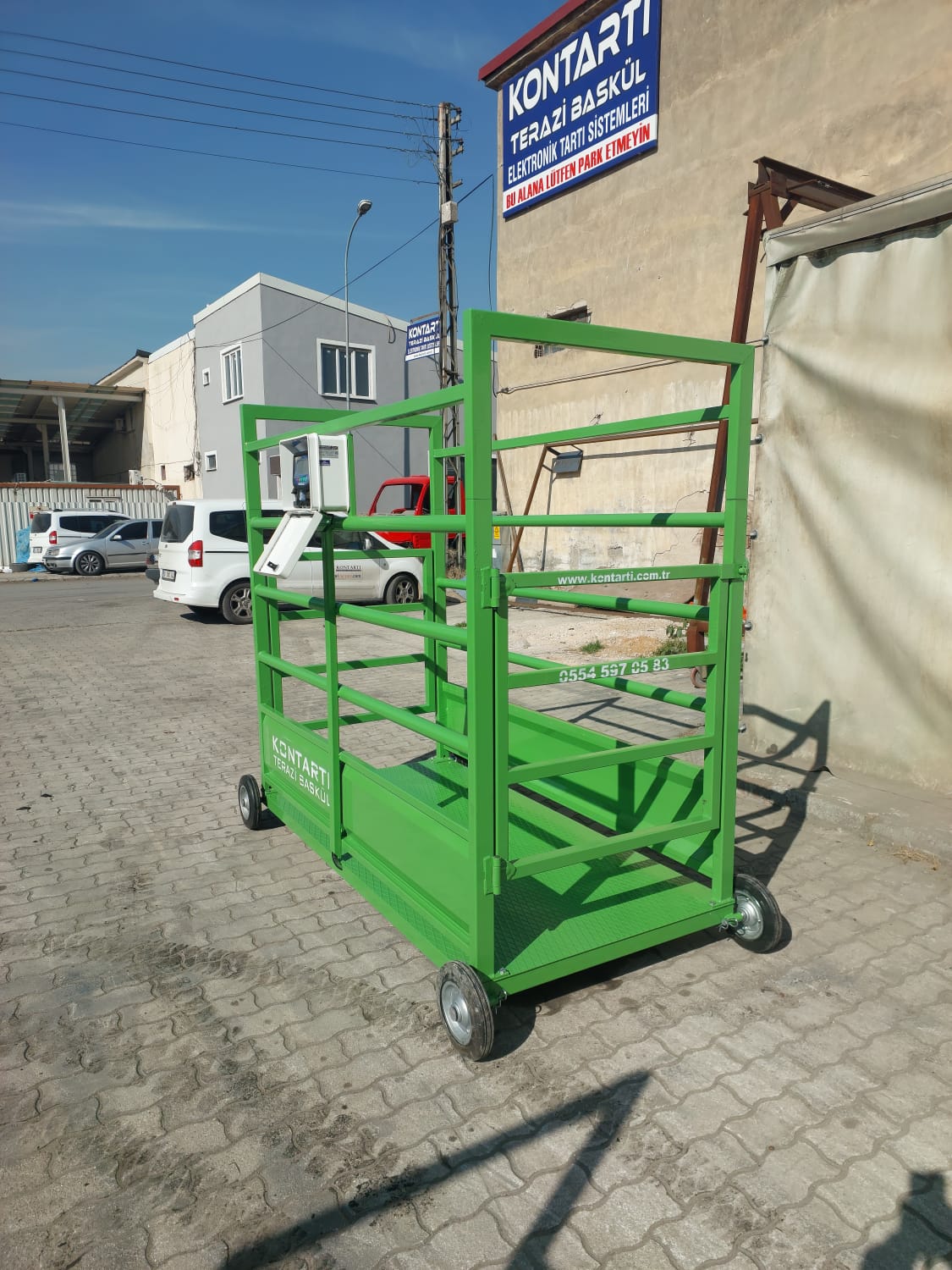 %202%20Tonluk%20Canlı%20Hayvan%20Kantarı