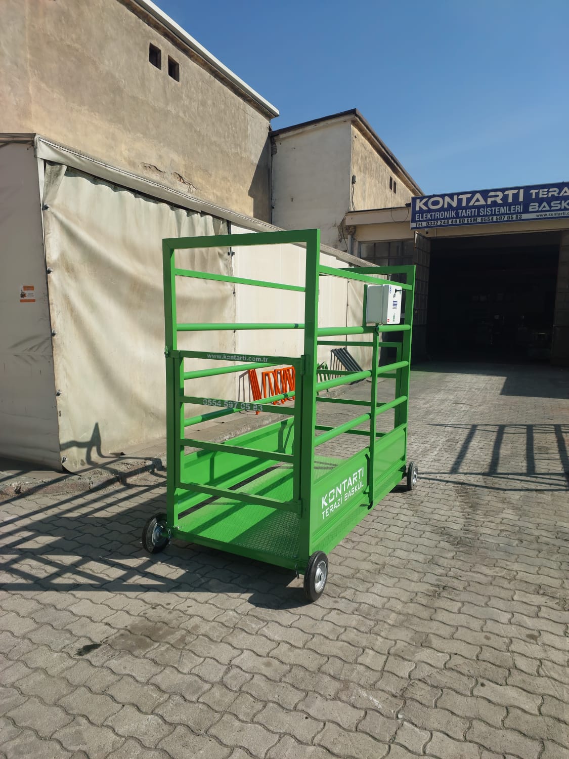 %202%20Tonluk%20Canlı%20Hayvan%20Kantarı